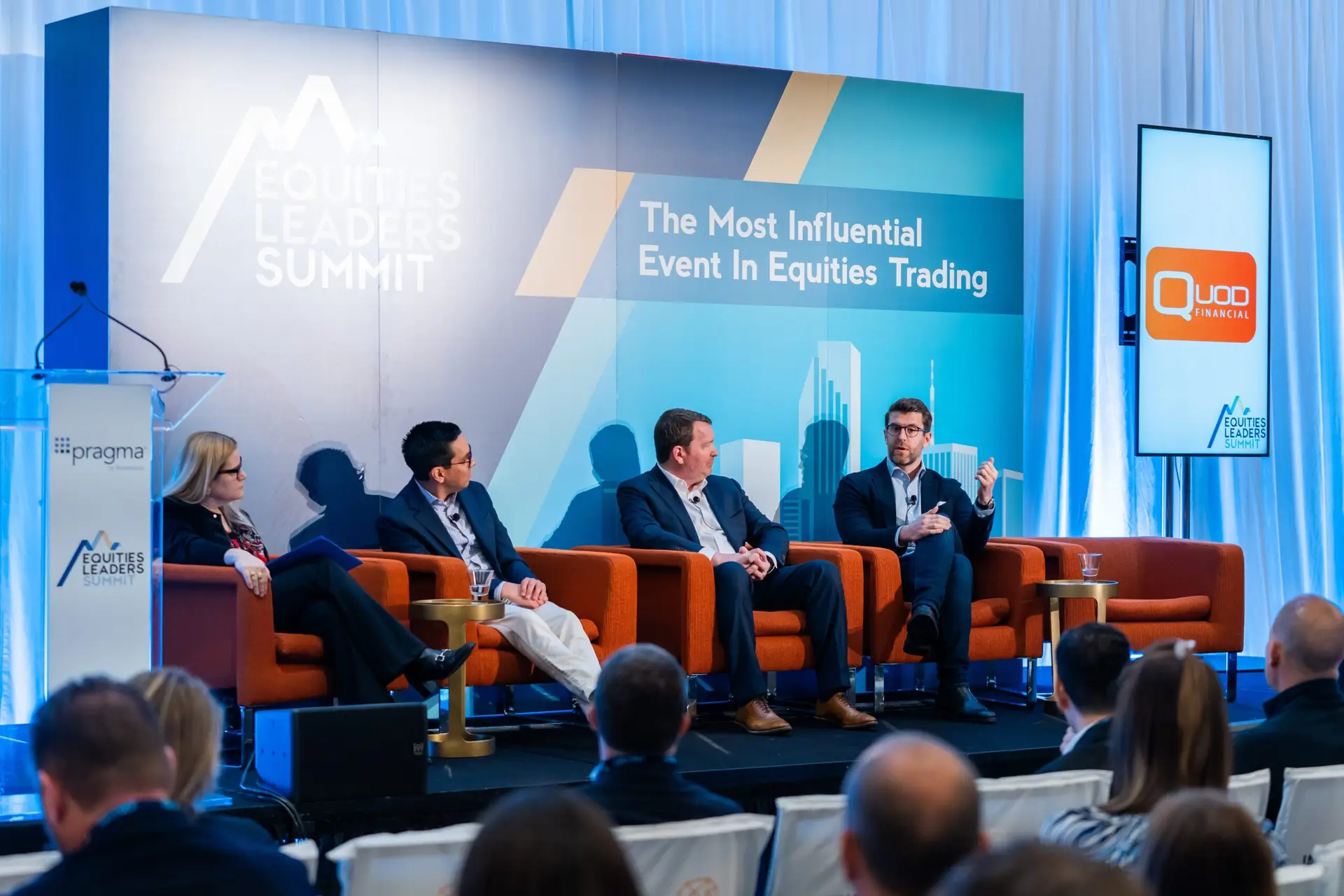 Corporate conference photography during a financial leadership event