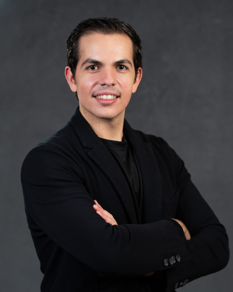Nunzio Ruggiero Corporate Photographer Headshot